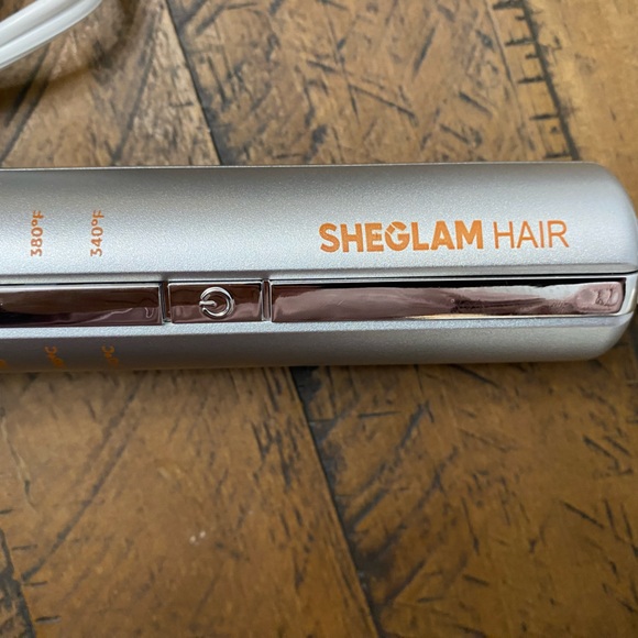 Sheglam Automatic Hair Silver and Orange Curling Iron - Picture 2 of 7
